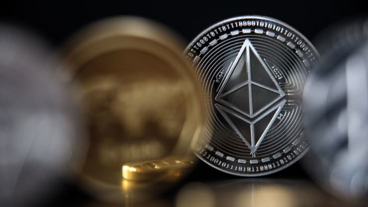 Ethereum hits new record high above $3,400, expanding its over 300% convention this year